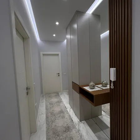 Apartment Realm *